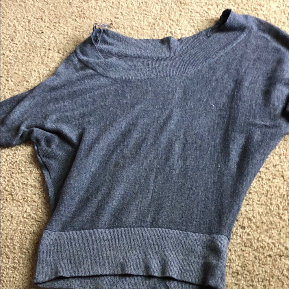 wide shoulder shirt with synched waist